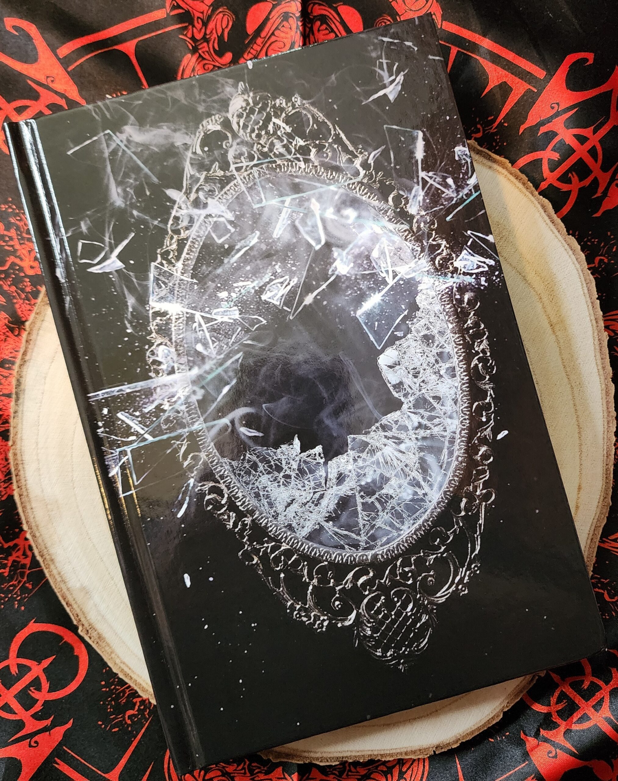 The Frangitelli Mirror by G.R. Thomas (Hardcover Special Edition **HAND SIGNED**) - Image 4